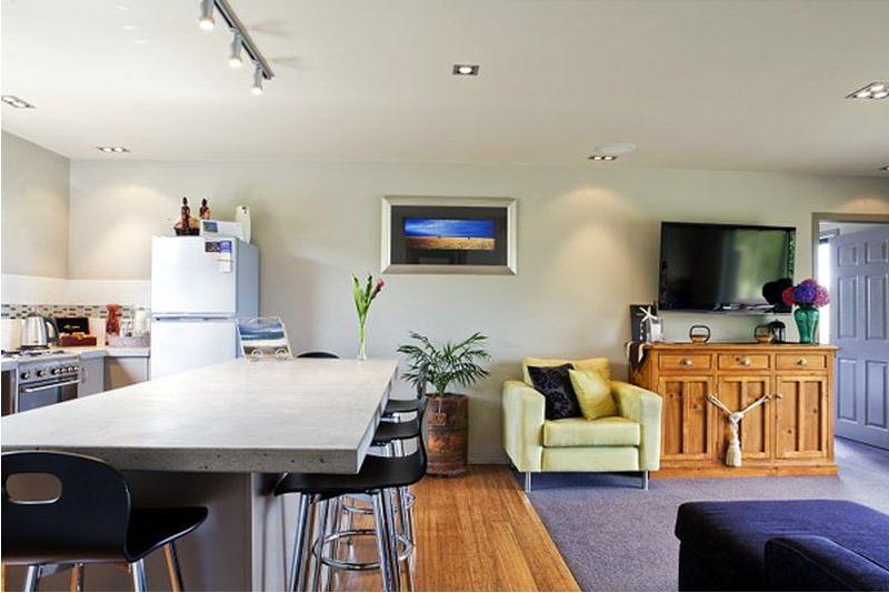 HHOLIDAY RENTALS